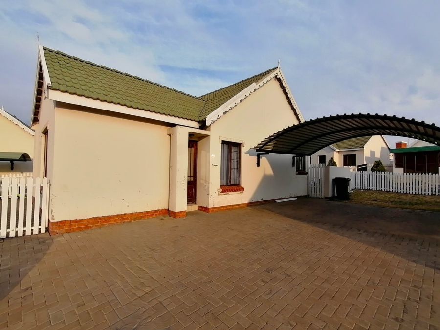 3 Bedroom Property for Sale in Hillside Free State